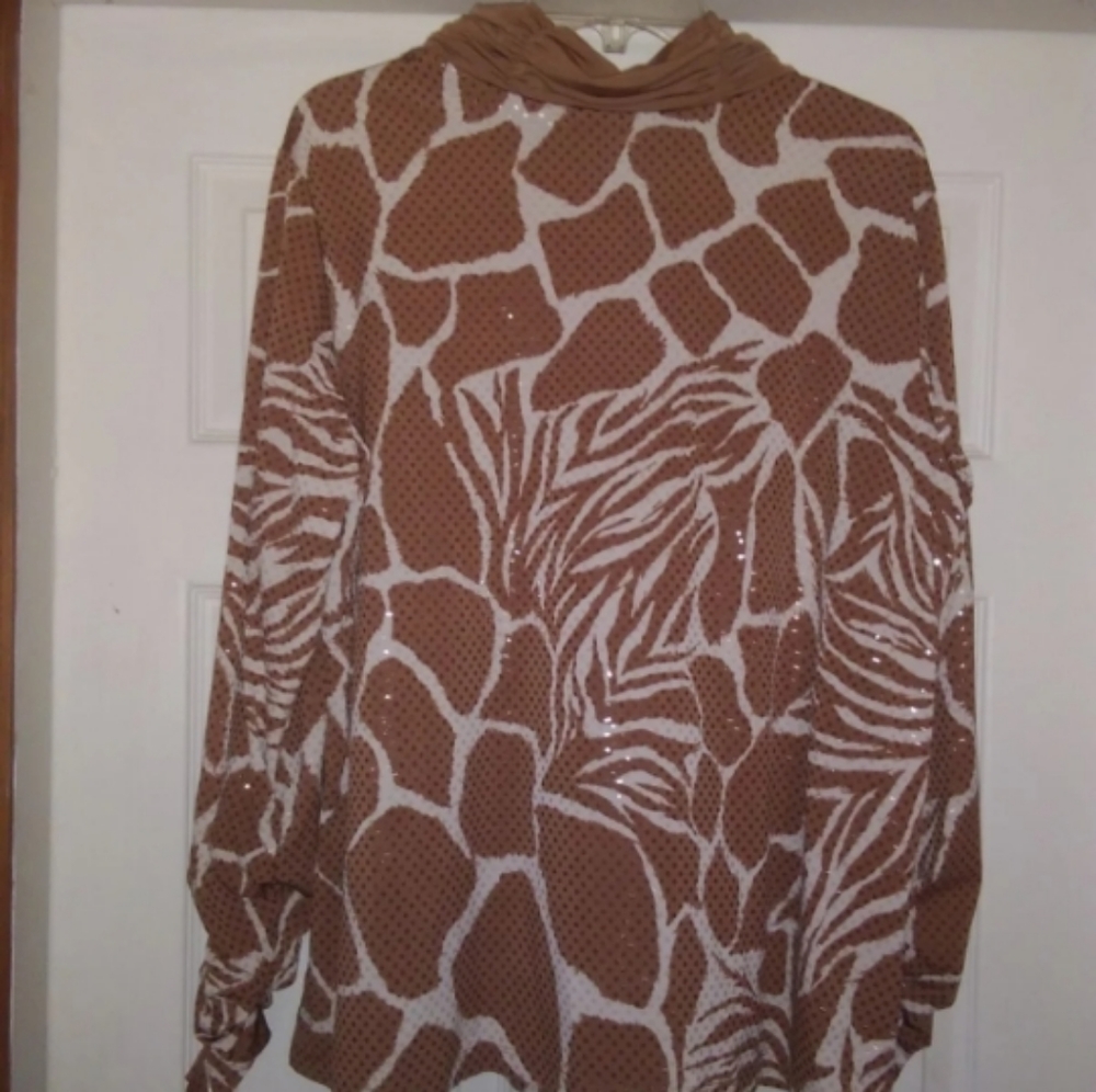 ♡Susan Graver combination print top
